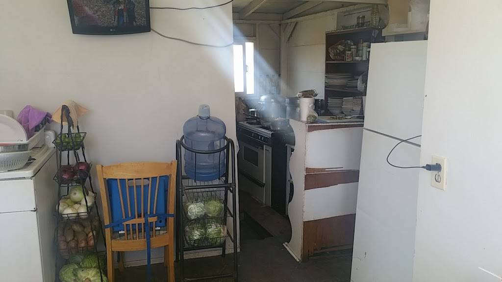 Antojitos y Cenaduria Los Arbolitos | restaurant | Mulegé #1431, Herrera, 22534 Tijuana, B.C., Mexico | 016646317330 OR +52 664 631 7330