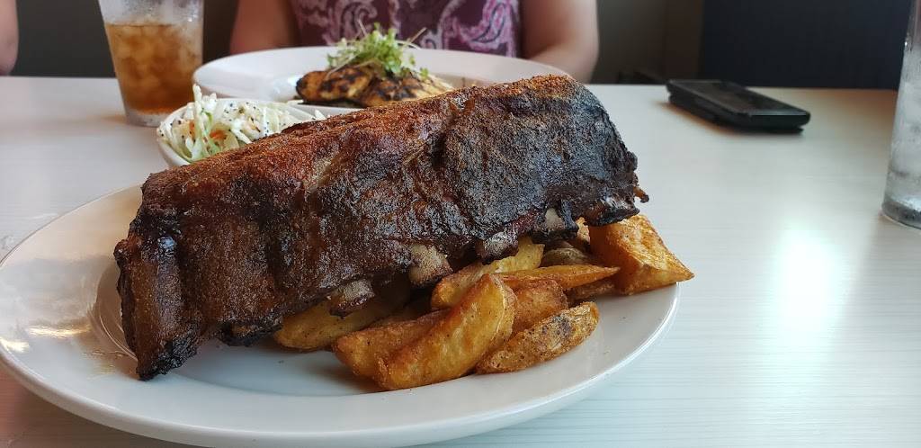 Hiawassee Seafood Bar & Grill | restaurant | 147 S Main St, Hiawassee, GA 30546, USA | 7069703799 OR +1 706-970-3799