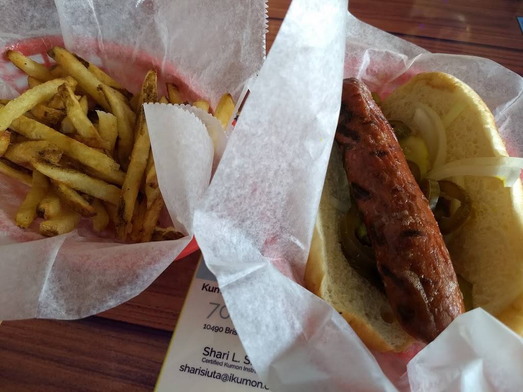 Fosters Grille | restaurant | 10266 Bristow Center Dr, Bristow, VA 20136, USA | 7033968282 OR +1 703-396-8282