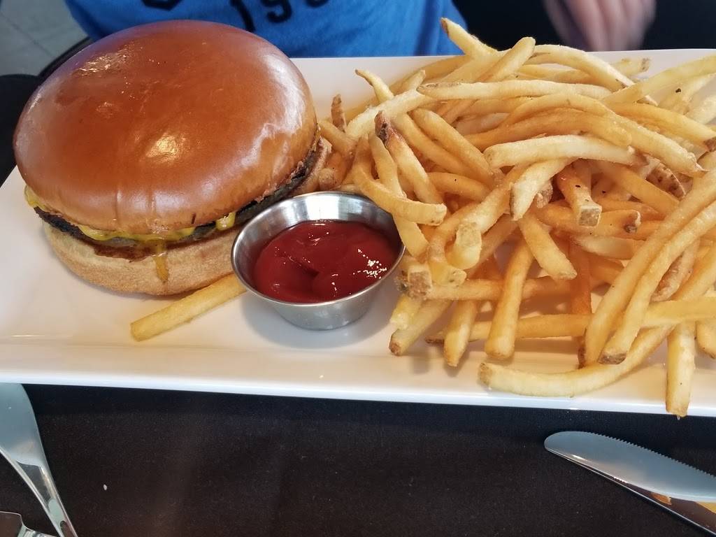 Vista at the Boathouse | restaurant | 2900 S John Williams Way E, Tulsa, OK 74114, USA | 9187791000 OR +1 918-779-1000