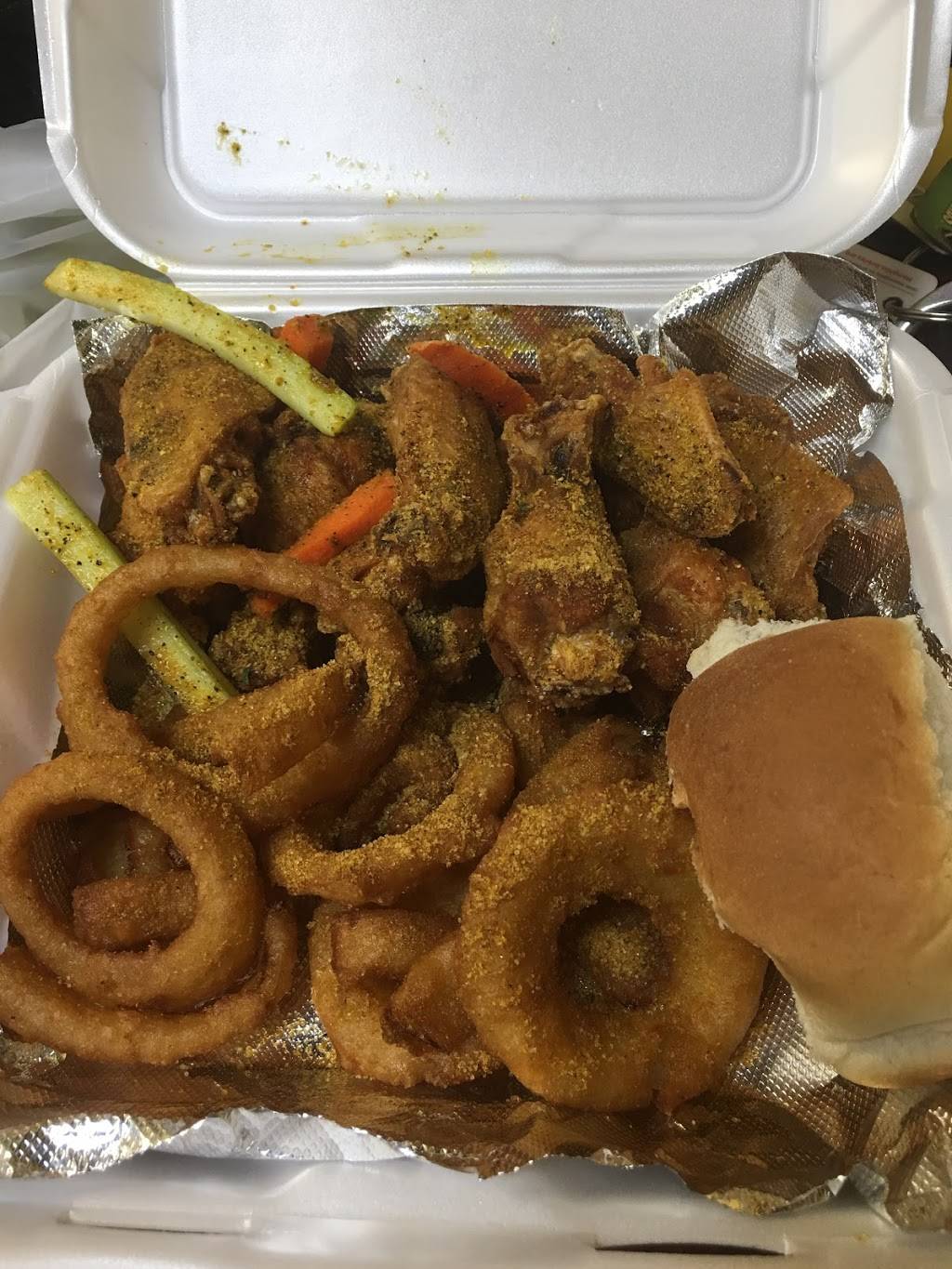 Waffle Mania | restaurant | 2302 Peres Ave, Memphis, TN 38108, USA | 9013082574 OR +1 901-308-2574