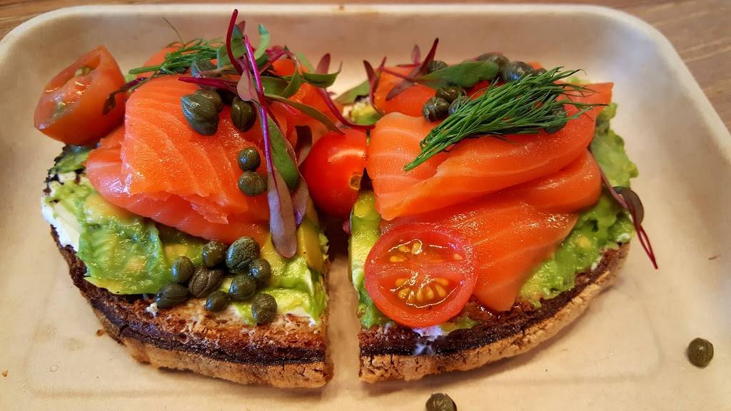 Two Guns Espresso | cafe | 350 N Sepulveda Blvd, Manhattan Beach, CA 90266, USA | 3103182537 OR +1 310-318-2537