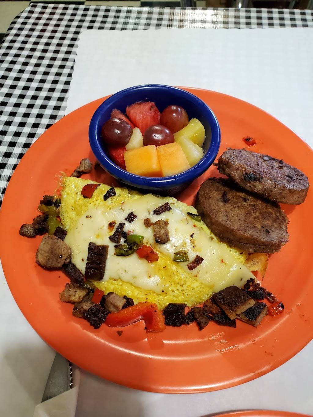 Nickels Diner | restaurant | 1060 Yavapai Dr Suite 1, Rio Rico, AZ 85648, USA | 5202811040 OR +1 520-281-1040