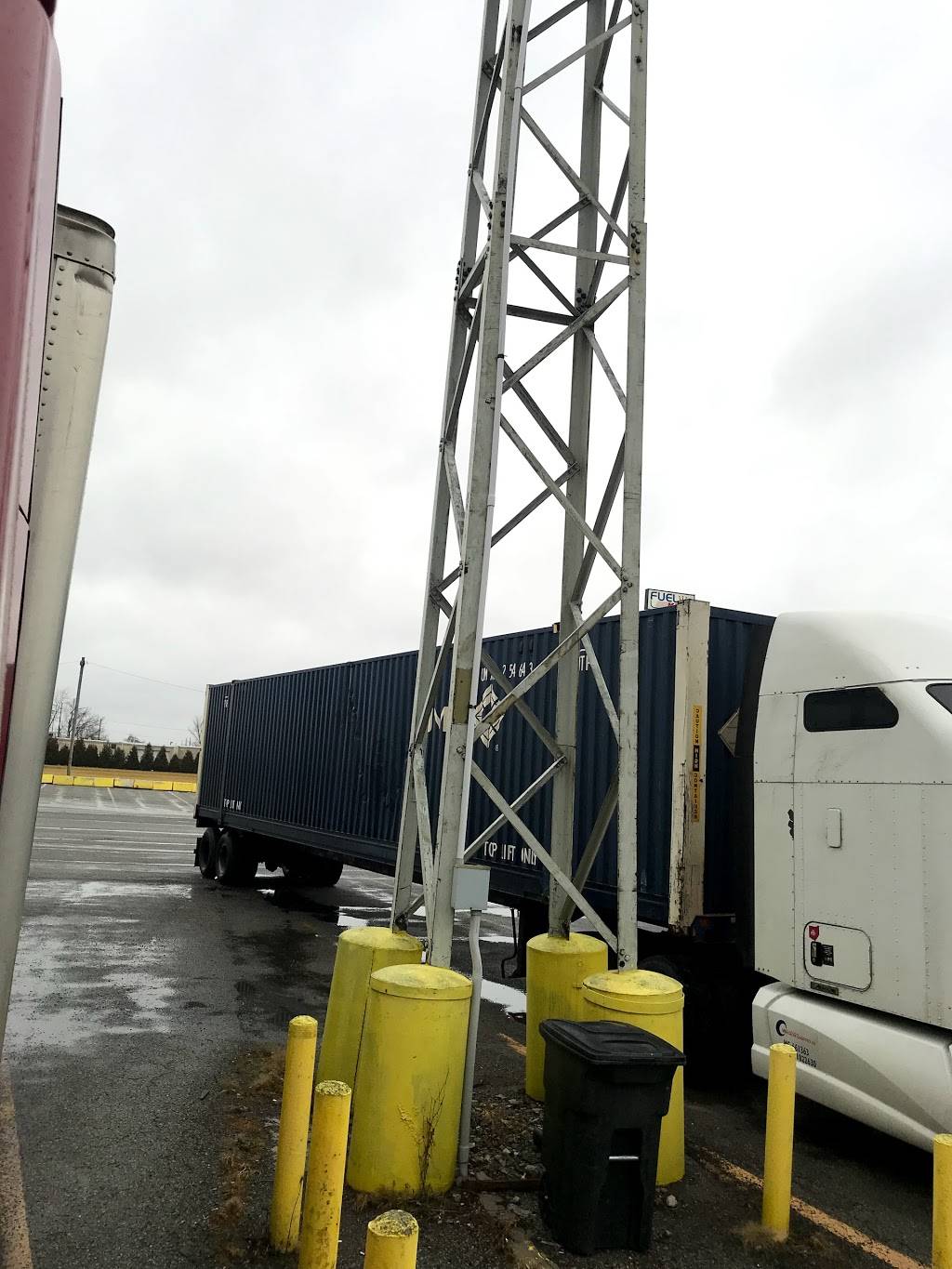 Fuel King Travel Center - Napoleon | restaurant | 1270 Independence Dr, Napoleon, OH 43545, USA | 4195990065 OR +1 419-599-0065