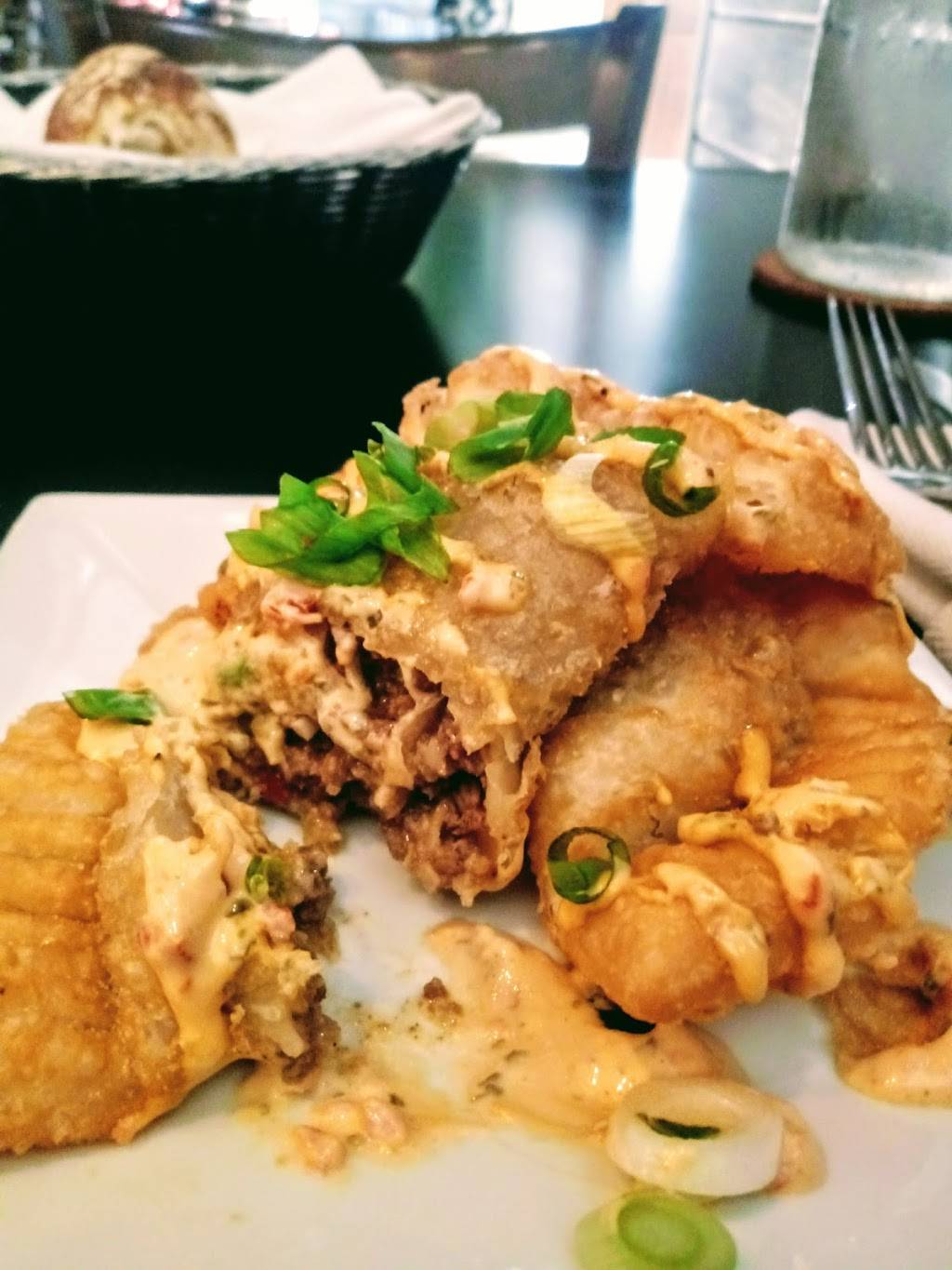 Demis | restaurant | 4017 MacArthur Ave, Richmond, VA 23227, USA | 8045254576 OR +1 804-525-4576