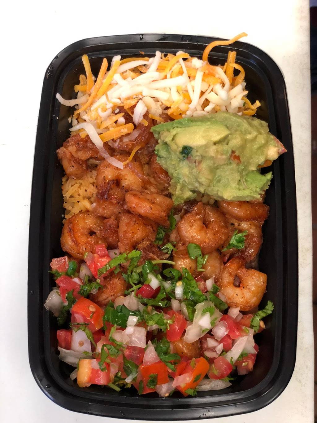 Fridas tacos | restaurant | 909 S Central Ave, Compton, CA 90220, USA | 4242403134 OR +1 424-240-3134