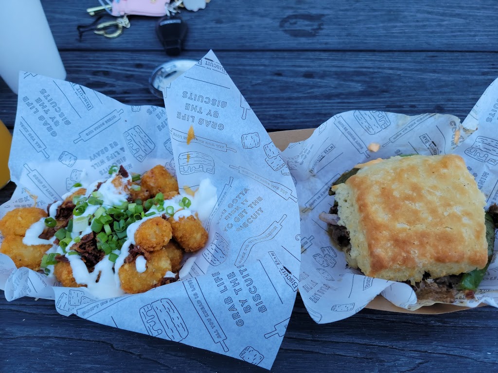 The Biscuit Bar | restaurant | 2550 Pacific Ave #150, Dallas, TX 75226, USA | 4696389390 OR +1 469-638-9390