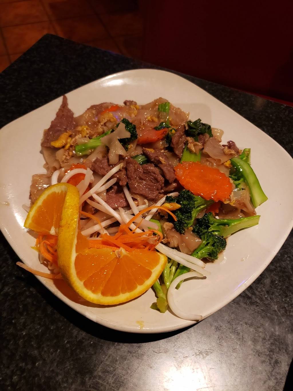 Thai Dish Cuisine | restaurant | 108 N Ivy St, Canby, OR 97013, USA | 5032639898 OR +1 503-263-9898