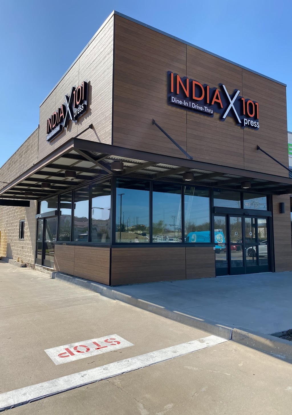 India 101 Xpress | restaurant | 2851 Plano Pkwy #200, The Colony, TX 75056, USA | 9722929727 OR +1 972-292-9727