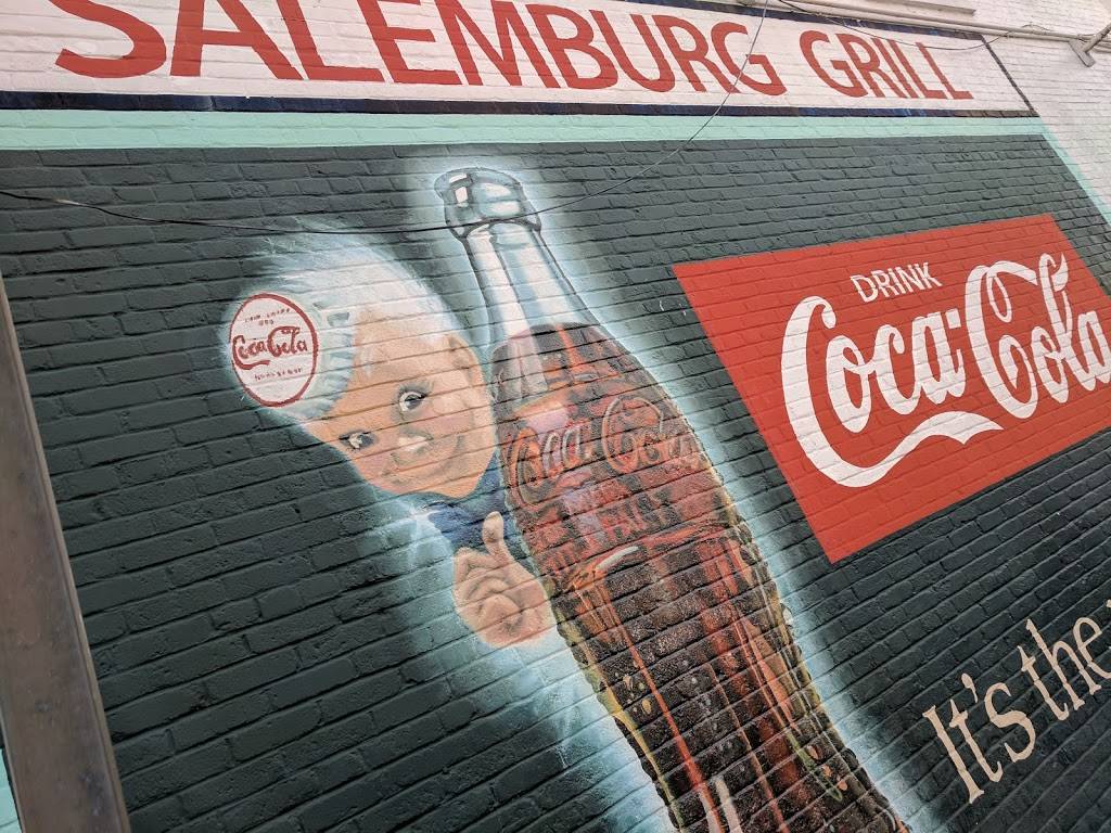 Salemburg Grill | restaurant | 100 S Main St, Salemburg, NC 28385, USA | 9105253292 OR +1 910-525-3292