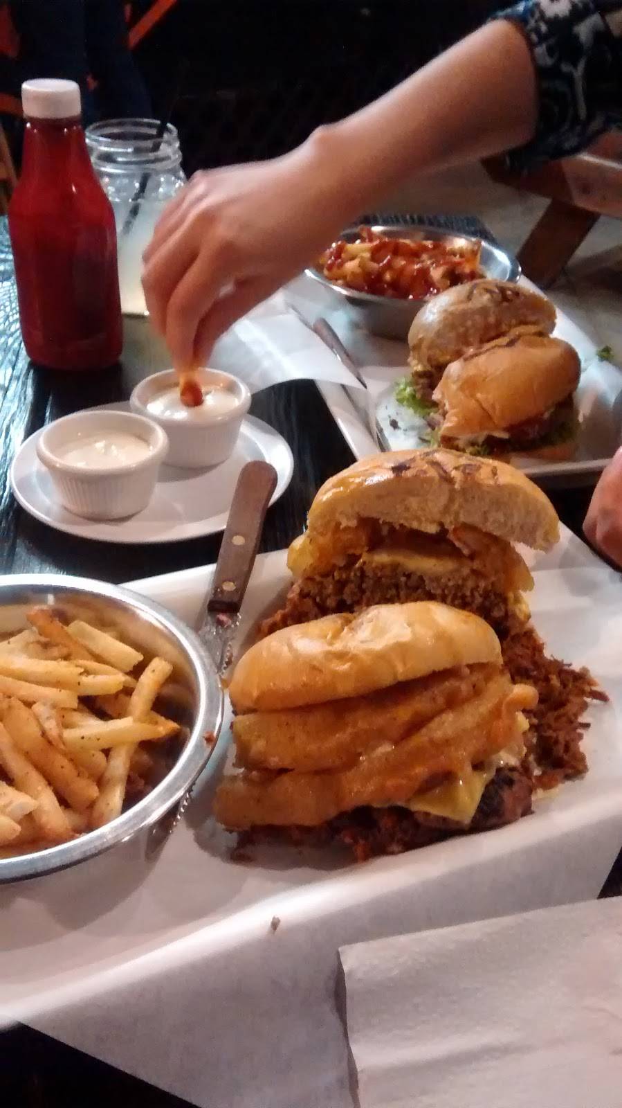 Hamburguesas 1888 | restaurant | Calle Diez 525, Zona Centro, 22800 Ensenada, B.C., Mexico | 016461740508 OR +52 646 174 0508