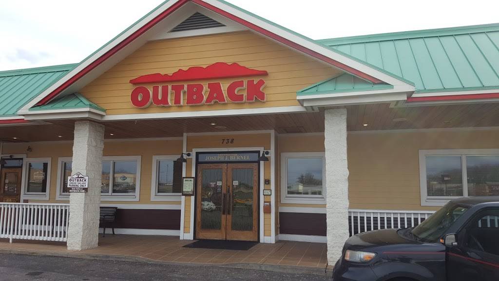 Outback Steakhouse | restaurant | 738 Howe Ave, Cuyahoga Falls, OH 44221, USA | 3309289550 OR +1 330-928-9550