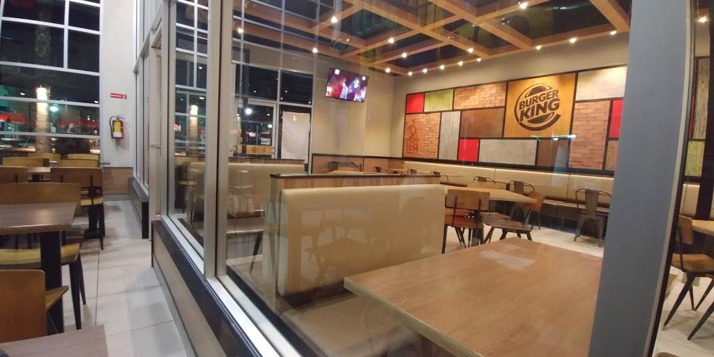Burger King | restaurant | Av. Vía Rápida Pte. 4902, Tijuana, B.C., Mexico | 016686869062 OR +52 668 686 9062