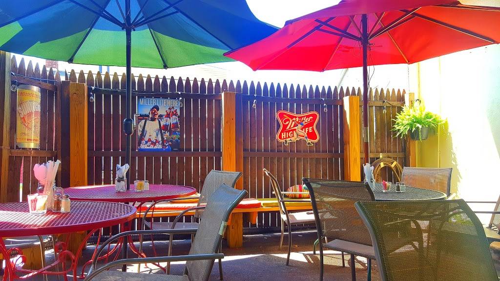 The Great Divide | restaurant | 743 E New York St, Indianapolis, IN 46202, USA | 3176372192 OR +1 317-637-2192