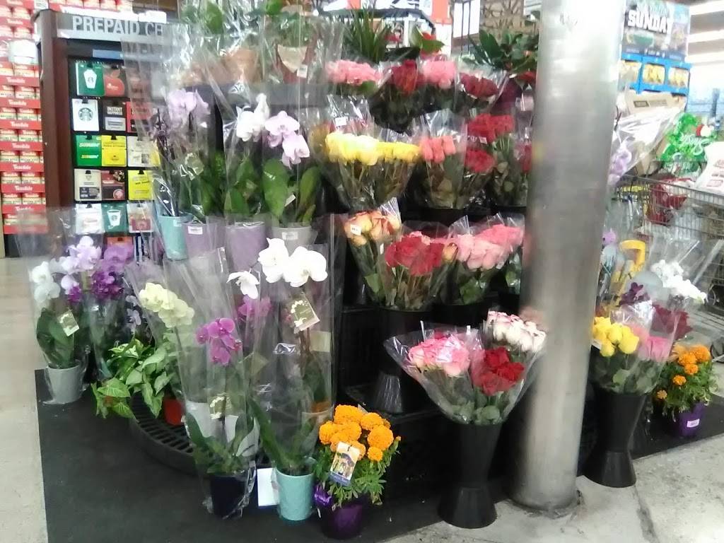 Superior Grocers | bakery | 1010 E Ave. J, Lancaster, CA 93535, USA | 6618020063 OR +1 661-802-0063