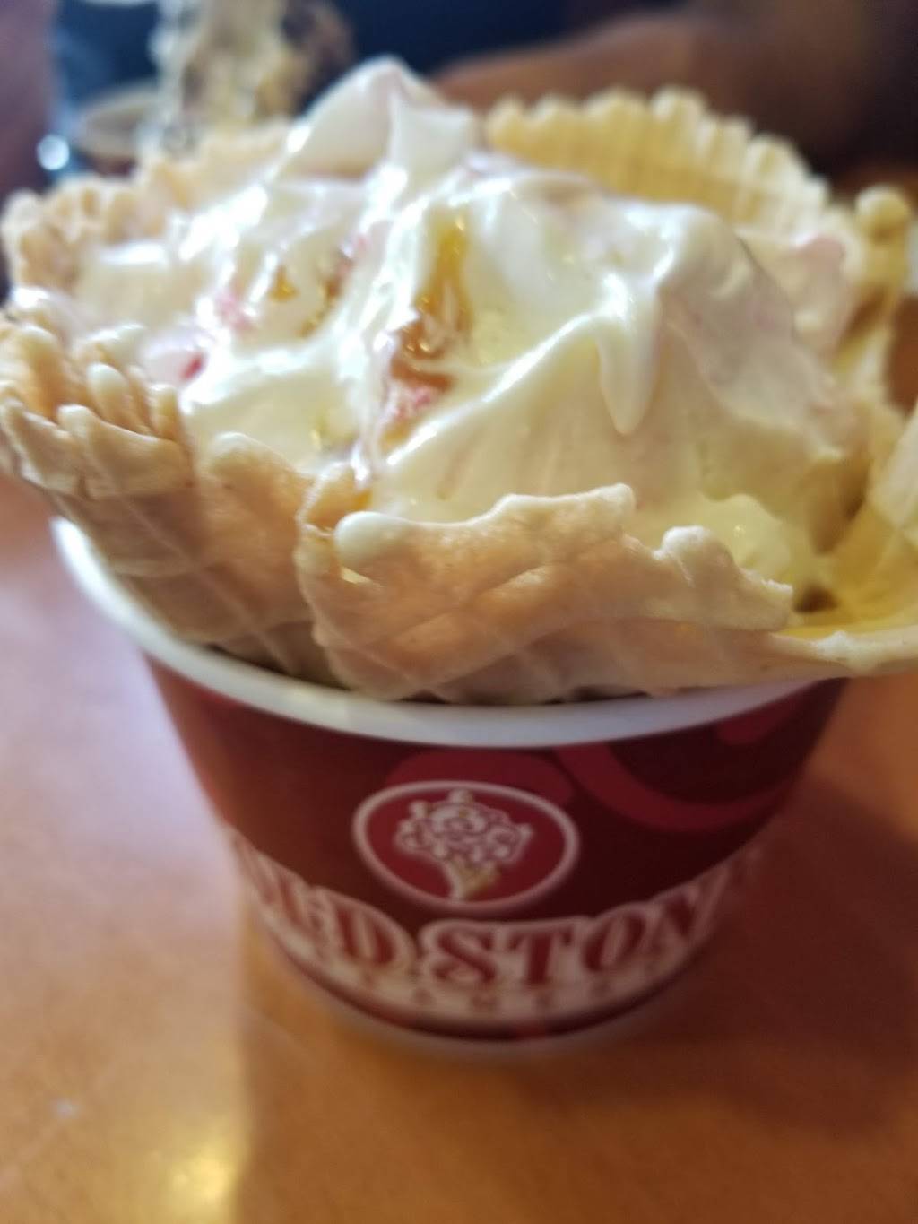 Cold Stone Creamery | bakery | 2341 Richmond Ave, Staten Island, NY 10314, USA | 7189835700 OR +1 718-983-5700