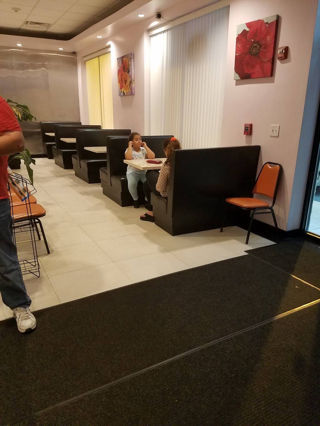 Li Lai Wok | restaurant | 655 Central Ave, Pawtucket, RI 02861, USA | 4017262036 OR +1 401-726-2036