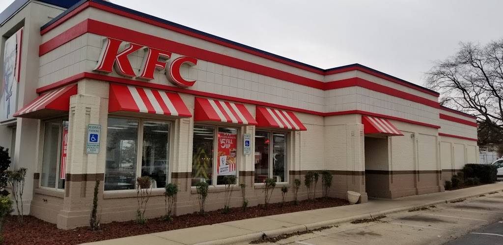KFC | restaurant | 2500 Hope Mills Rd, Fayetteville, NC 28306, USA | 9104240038 OR +1 910-424-0038