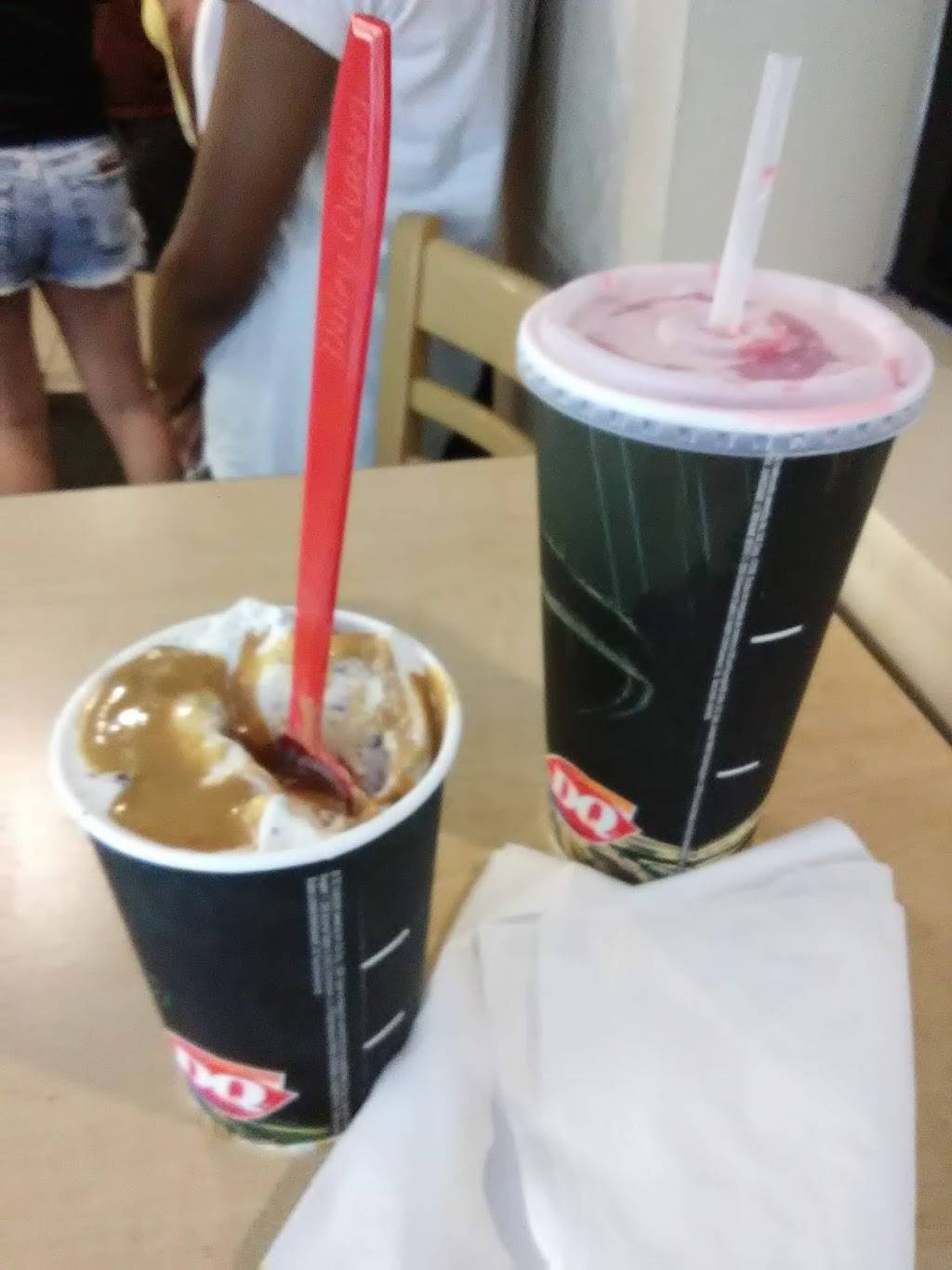 Dairy Queen Grill & Chill | restaurant | 29580 Gratiot Ave, Roseville, MI 48066, USA | 5867712775 OR +1 586-771-2775