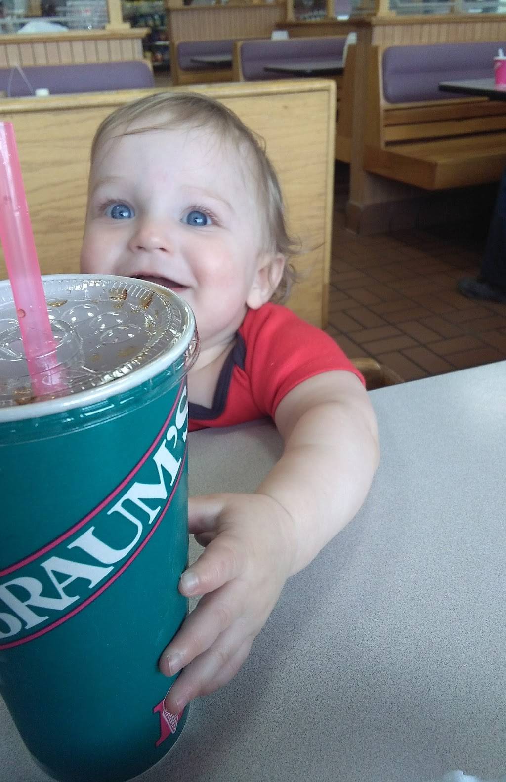 Braums Ice Cream & Burger Restaurant | restaurant | 333 N Mustang Rd, Mustang, OK 73064, USA | 4053765141 OR +1 405-376-5141