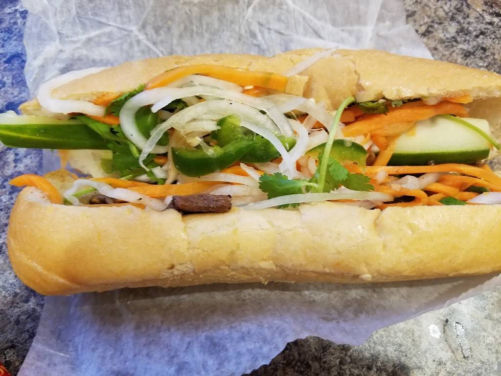 Ba Le Restaurant | meal takeaway | 1052 Dorchester Ave, Dorchester, MA 02125, USA | 6172657171 OR +1 617-265-7171