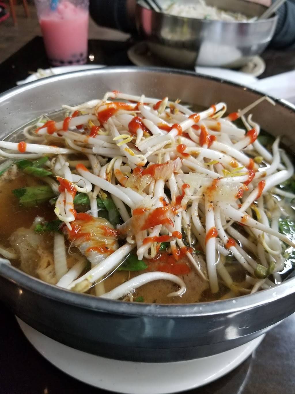 Pho Nhi Vietnamese Noodle House | restaurant | 11514 E 21st St, Tulsa, OK 74129, USA | 9189474388 OR +1 918-947-4388