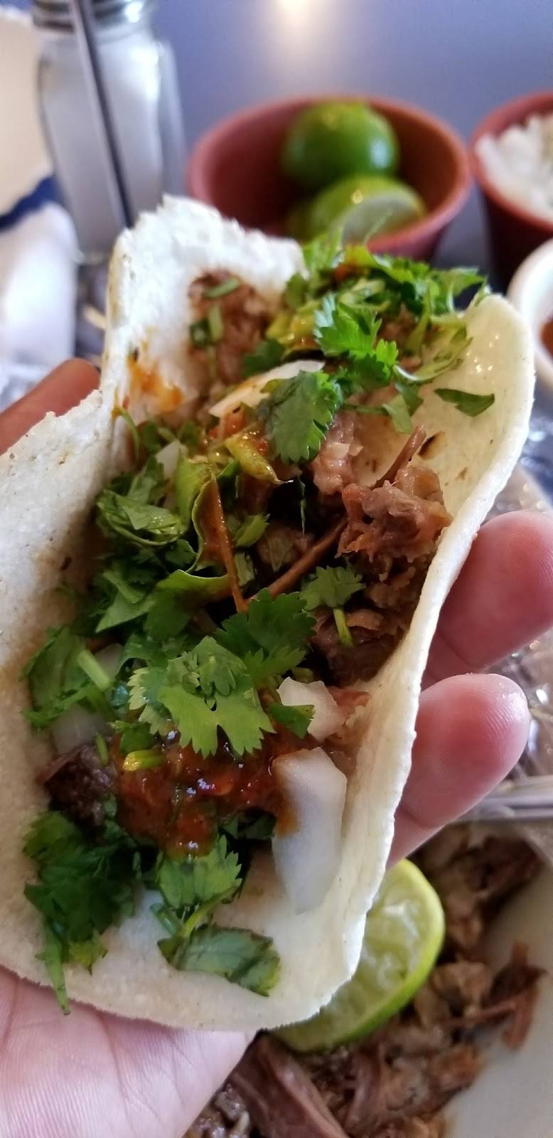 Hola Cabrito Birria De Chivo | restaurant | 4835 S 16th St, Phoenix, AZ 85040, USA | 6025138384 OR +1 602-513-8384