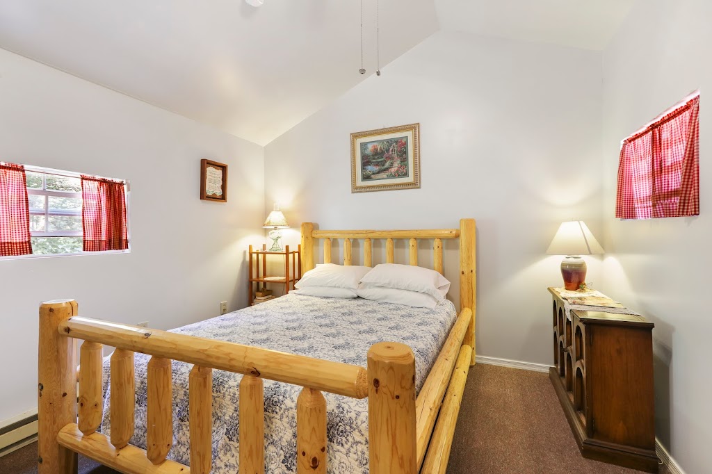 Trail Inn Lodging & Campground | restaurant | 20 Depot St, Frostburg, MD 21532, USA | 3016896466 OR +1 301-689-6466