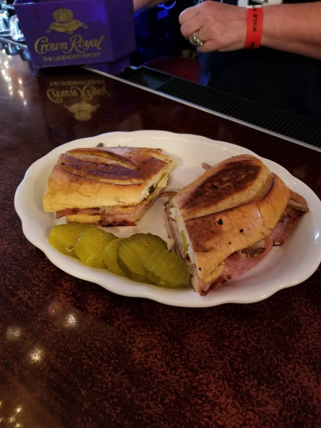 Cafe 32 | restaurant | 1151 NY-32, Wallkill, NY 12589, USA | 8455661223 OR +1 845-566-1223