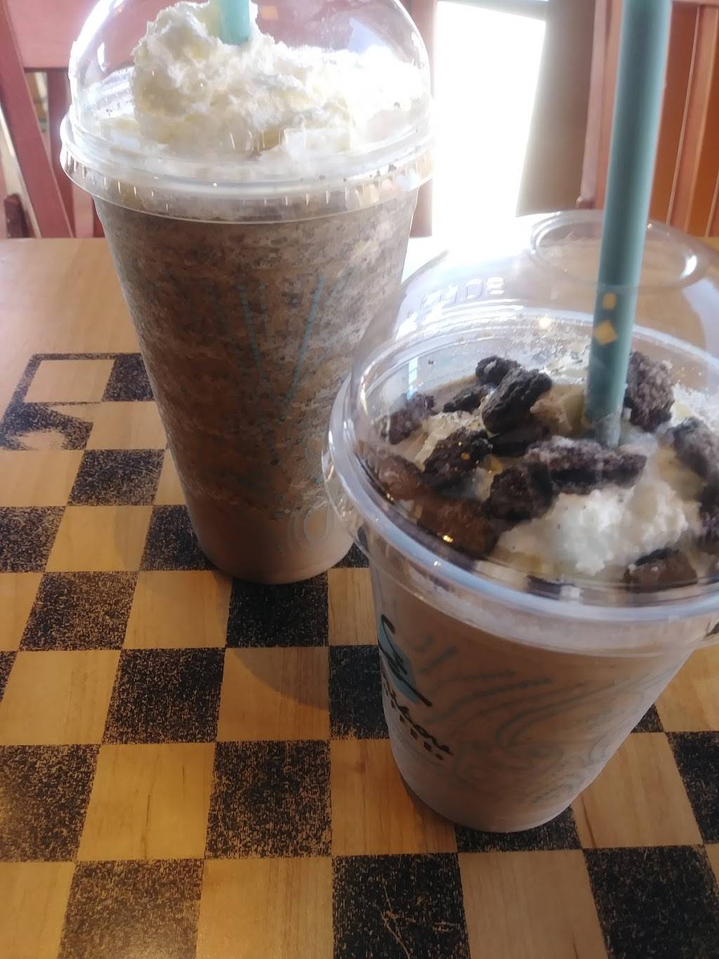 Caribou Coffee | cafe | 3500 Vicksburg Ln N Suite 700, Plymouth, MN 55447, USA | 7635575715 OR +1 763-557-5715