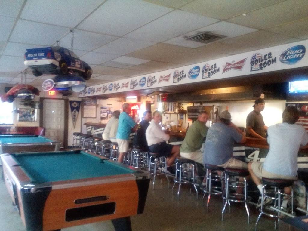 Boiler Room Bar & Grill | restaurant | 5600 Manatee Ave W, Bradenton, FL 34209, USA | 9417927176 OR +1 941-792-7176