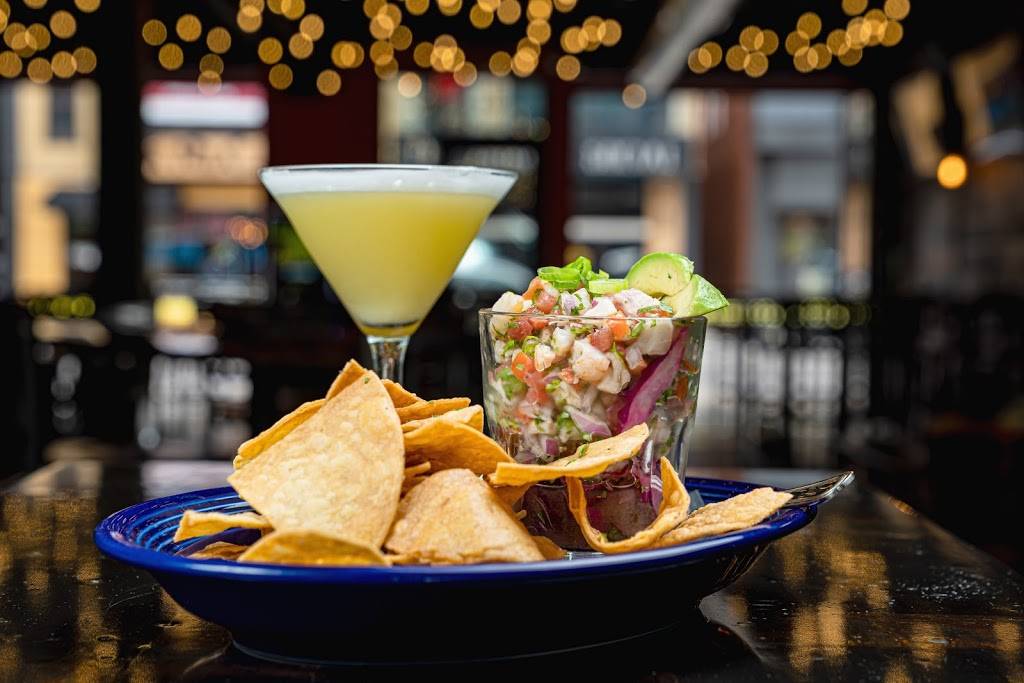 Hale Street Cantina | restaurant | 109 N Hale St, Wheaton, IL 60187, USA | 3317167141 OR +1 331-716-7141