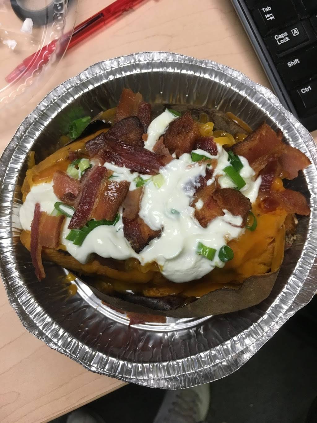 Flavour Fuel | restaurant | 145 Carlton St Unit 1, St. Catharines, ON L2R 1R5, Canada | 2893626335 OR +1 289-362-6335