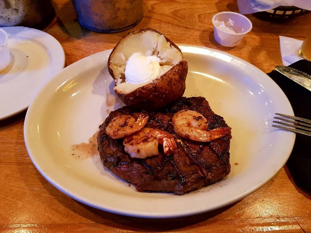 Texas Roadhouse | restaurant | 307 Cox Creek Pkwy, Florence, AL 35630, USA | 2567657104 OR +1 256-765-7104