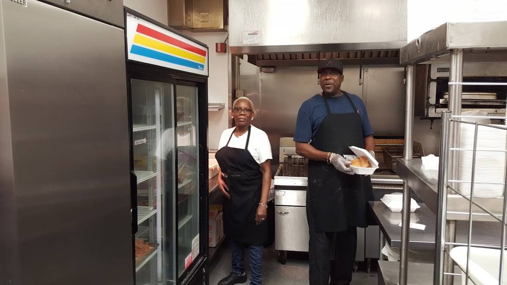 Some Da Eat | restaurant | 6586 Tidewater Dr, Norfolk, VA 23509, USA | 7578538187 OR +1 757-853-8187