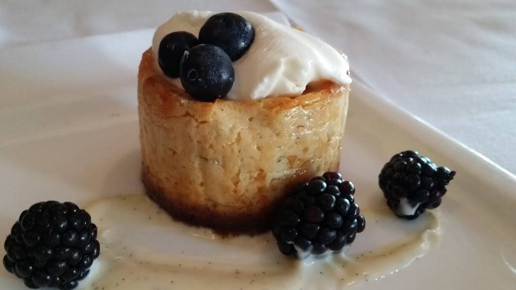 Roys Restaurant | restaurant | 8670 Genesee Ave, San Diego, CA 92122, USA | 8584551616 OR +1 858-455-1616