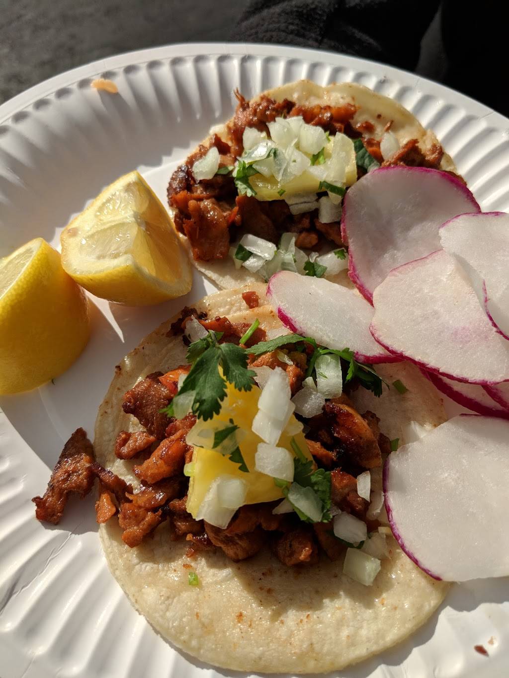 Leos Taco Truck | restaurant | 5525 Sunset Blvd, Los Angeles, CA 90028, USA | 3232315116 OR +1 323-231-5116