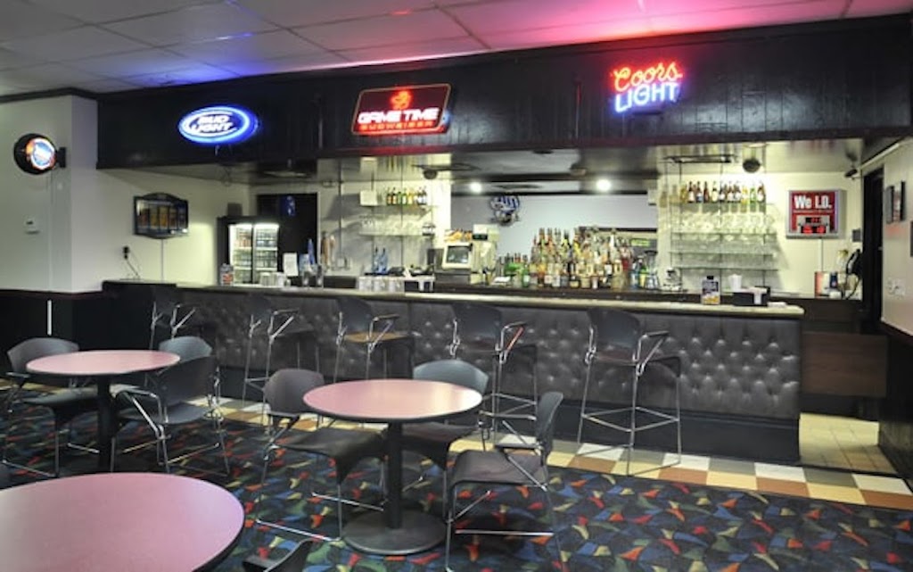 AMF Columbia Lanes | restaurant | 1732 Bush River Rd, Columbia, SC 29210, USA | 8037981310 OR +1 803-798-1310