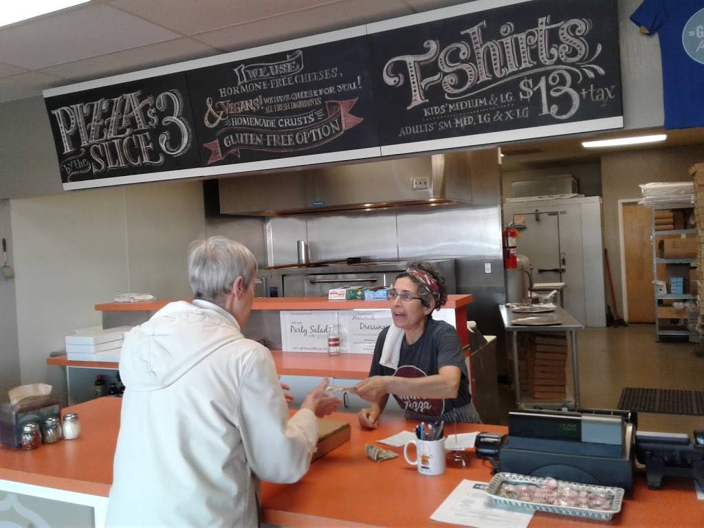 Ginas Pizza | meal takeaway | 622 Dover Center Rd, Bay Village, OH 44140, USA | 4402509900 OR +1 440-250-9900