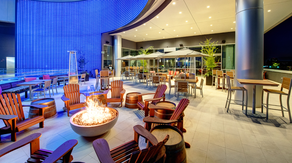 Pinstripes | restaurant | 3300 Kirby Dr UNIT 3A, Houston, TX 77098, USA | 3462971770 OR +1 346-297-1770