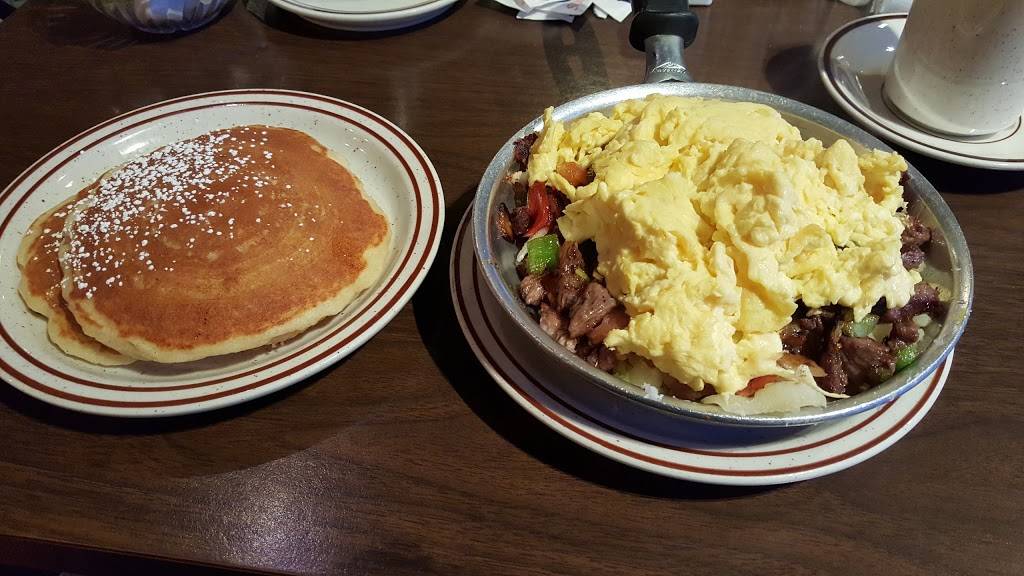 4 Yolks | restaurant | 2661 Harlem Ave, Chicago, IL 60707, USA | 7736378772 OR +1 773-637-8772