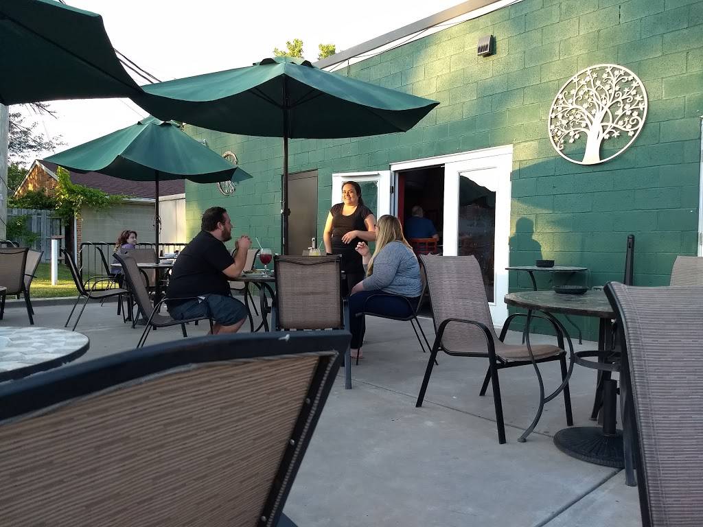 Raintree Bar and Grill | restaurant | 2970 Colvin Blvd, Tonawanda, NY 14150, USA | 7166953504 OR +1 716-695-3504