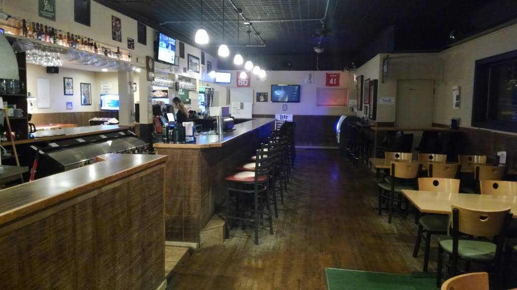 The Pubb Food & Spirits | restaurant | 1568 Broadway Ave NW, Grand Rapids, MI 49504, USA | 6166087420 OR +1 616-608-7420