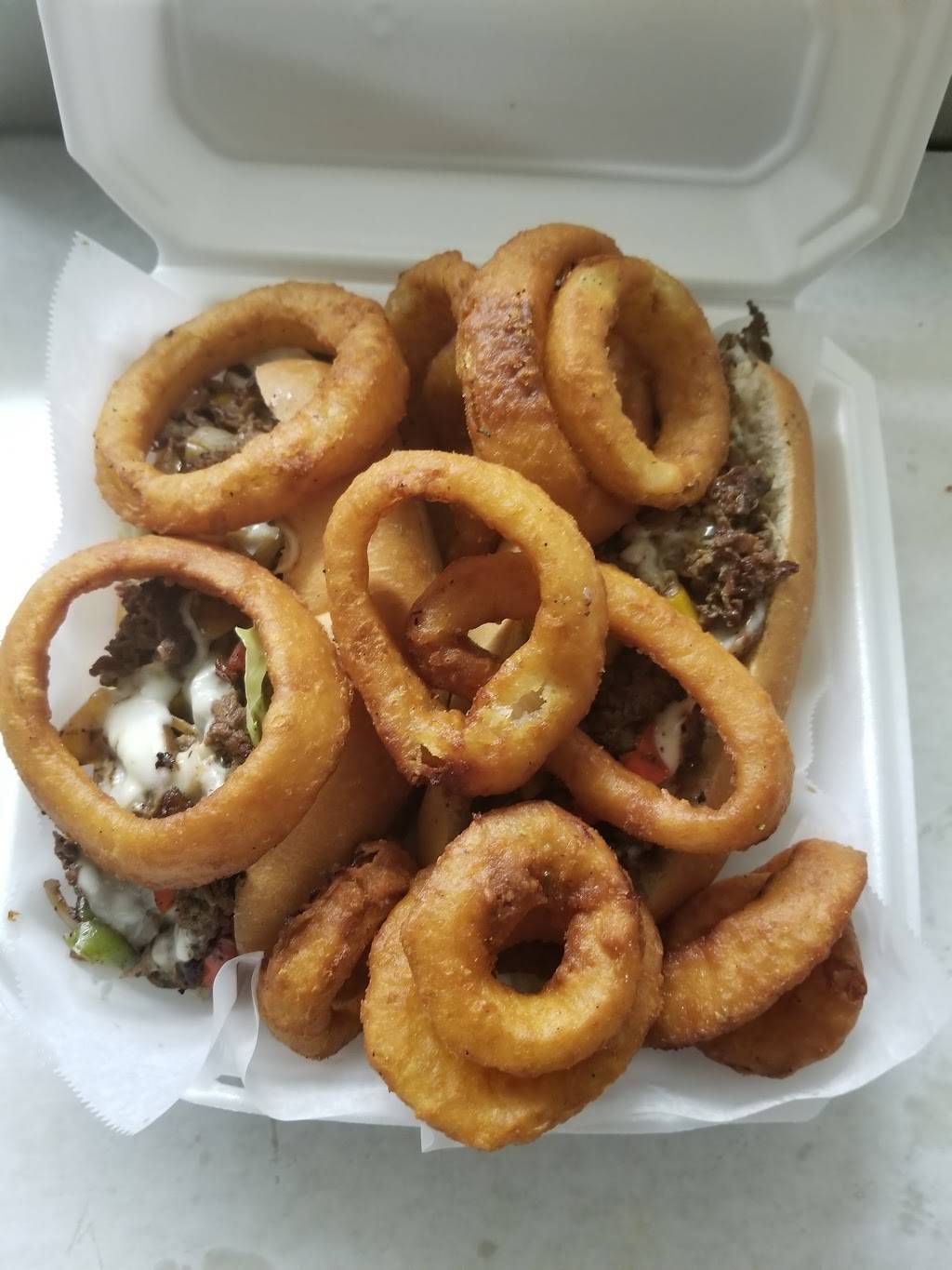 Phillys House of Cheesesteaks | restaurant | 3842 Rivers Ave, North Charleston, SC 29405, USA | 8435541999 OR +1 843-554-1999