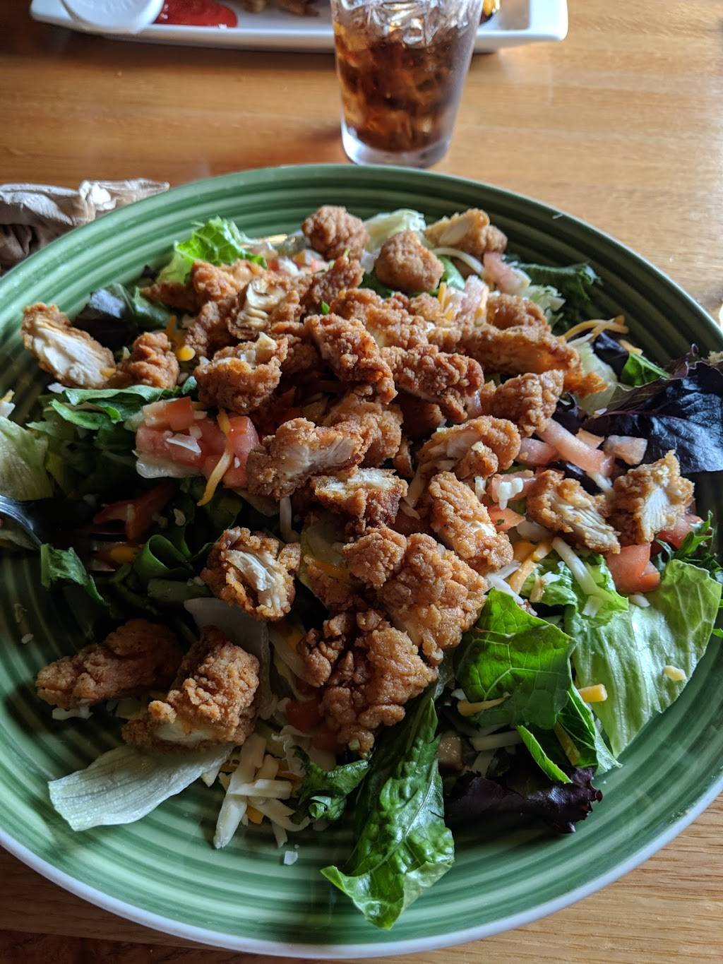 Applebees Grill + Bar | restaurant | 1893 W, MN-36, Roseville, MN 55113, USA | 6516970648 OR +1 651-697-0648