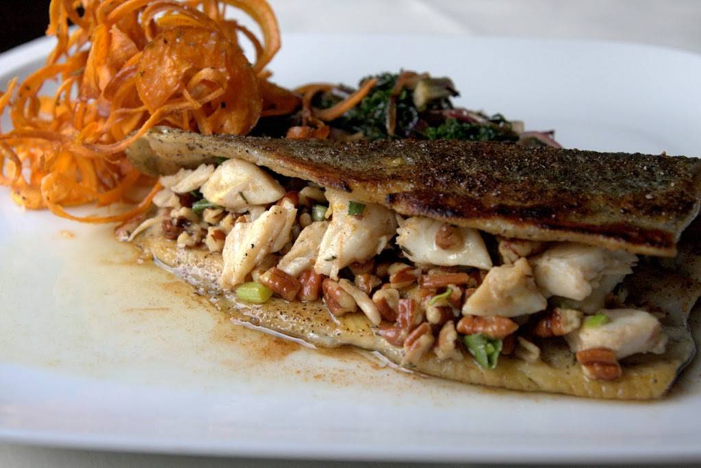 Rainbow Lodge | restaurant | 2011 Ella Blvd, Houston, TX 77008, USA | 7138618666 OR +1 713-861-8666