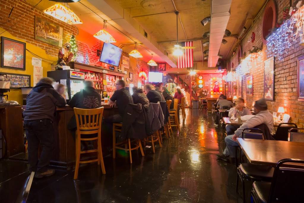 The Old Dusty Dog | restaurant | 902 Broadway St, Paducah, KY 42001, USA | 2704426637 OR +1 270-442-6637