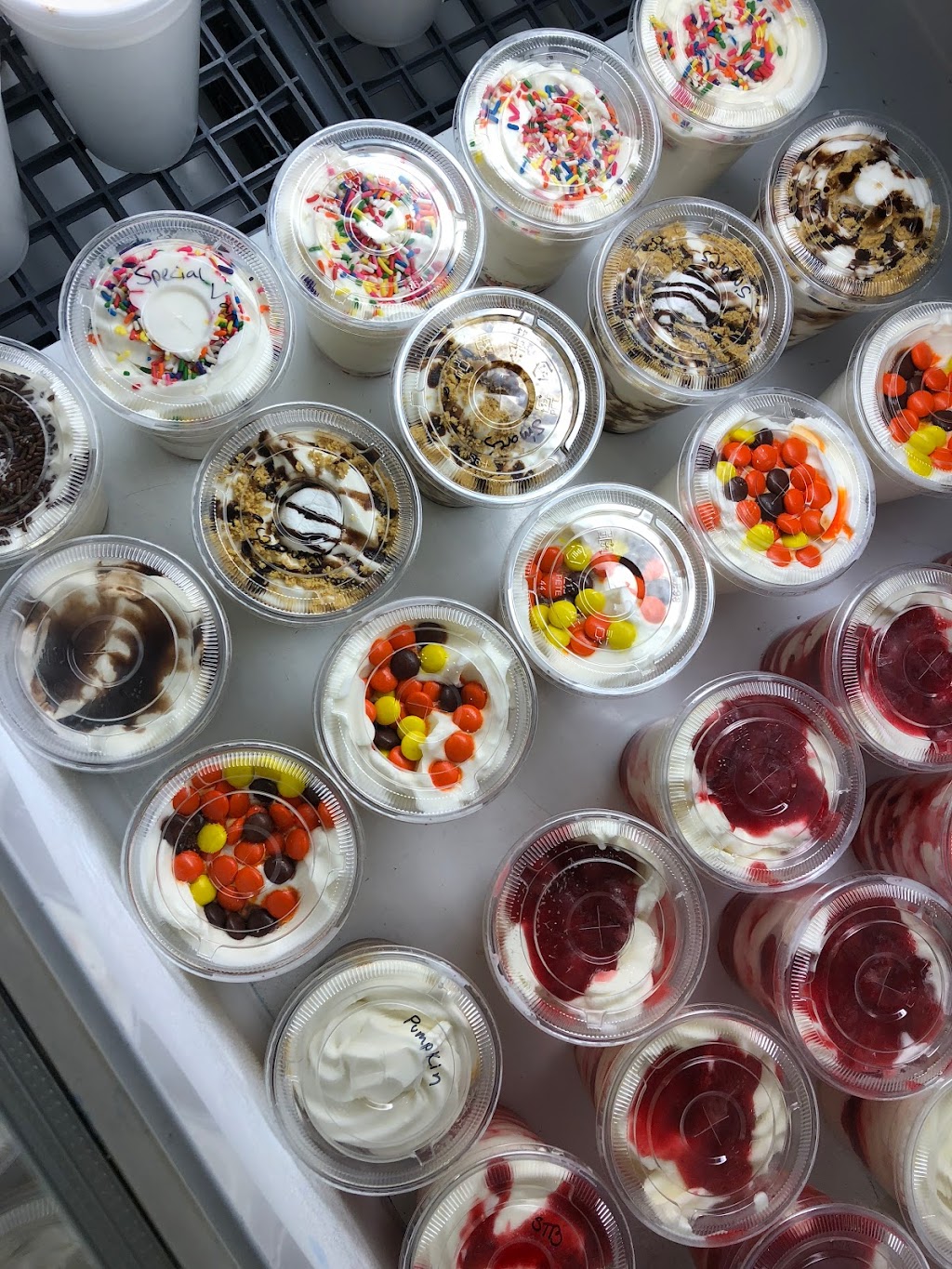 3js Deli and Market | restaurant | 99 Stafford Rd, Ellington, CT 06029, USA | 8604547082 OR +1 860-454-7082