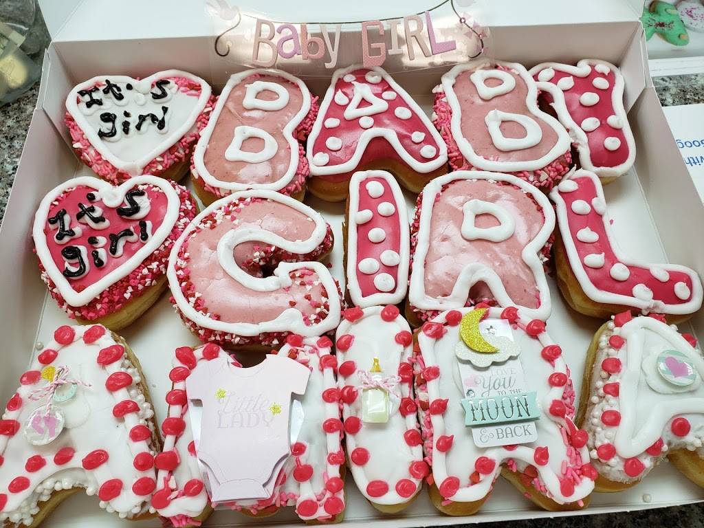 Spring Valley Donuts | restaurant | 4388 Spring Valley Rd, Dallas, TX 75244, USA | 9722330630 OR +1 972-233-0630