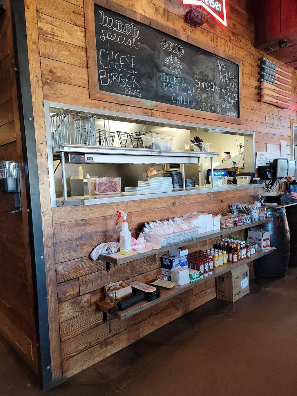 Caffreys Sports Pub | restaurant | 1320 Hickman Rd, Waukee, IA 50263, USA | 5159870552 OR +1 515-987-0552